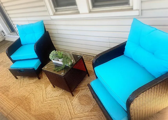 Walkable To Everywhere In Little Italy- Near Cwru And Cleveland Clinic Main Campus