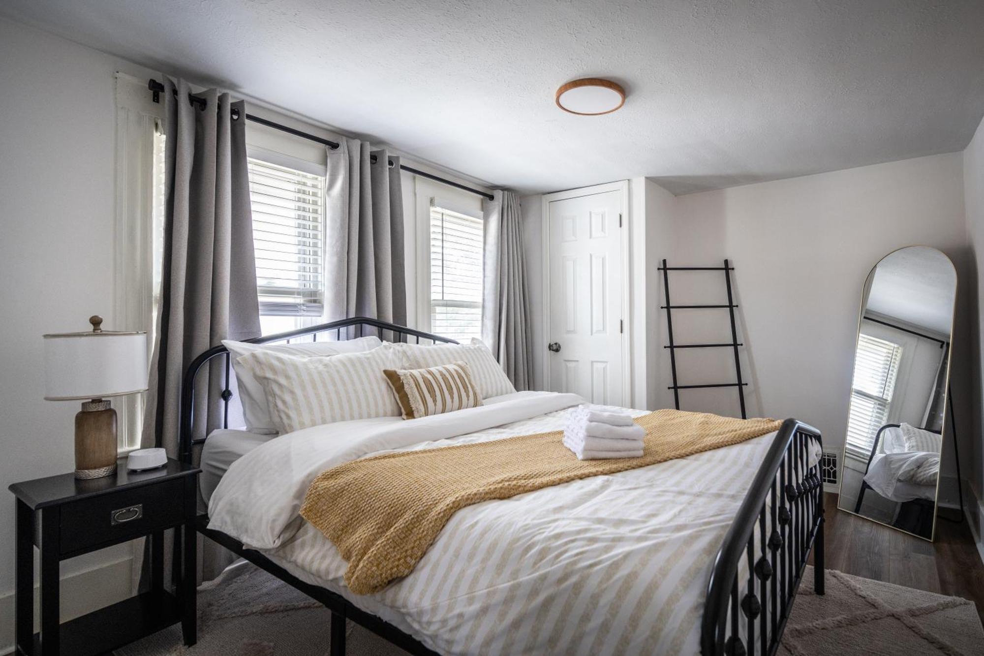 Walkable To Everywhere In Little Italy- Near Cwru And Clinic Main Campus Appartement *